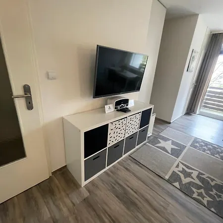 Hexe Iii Apartment